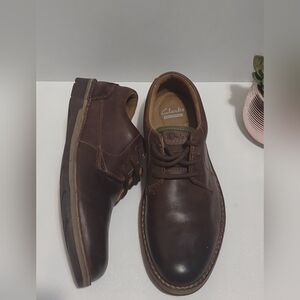 Clarks Men's Brown Leather Shoes